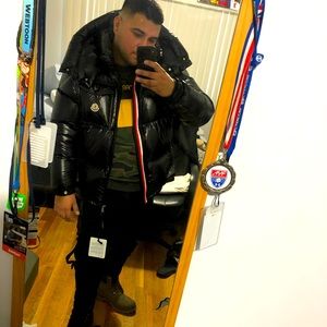 Sz 6 worn once. BASICALLY BRAND NEW